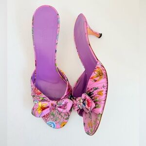 Gucci Flora Satin Bow Mule Heels Pink Cyclamen Floral Sandals US 9 Vintage Y2K